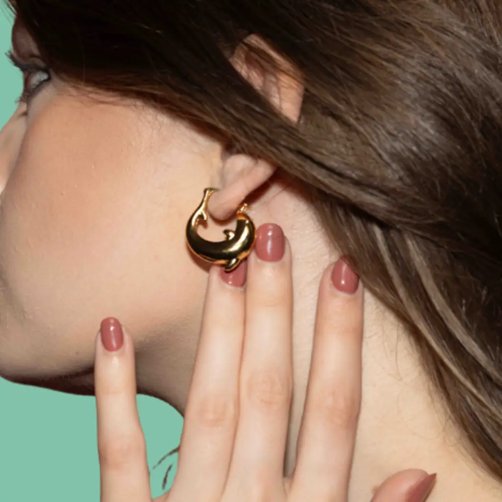 XZ403 – Dolphin Gold Ear Rings